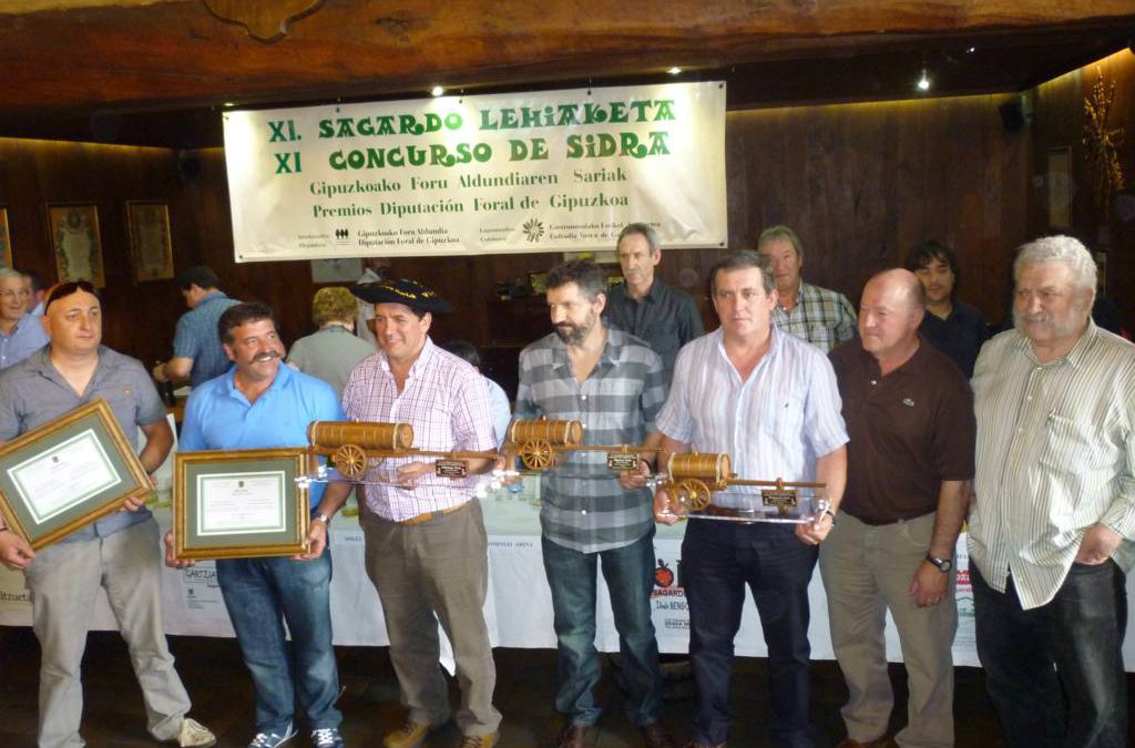 La sidrería Ola gana el premio de la Diputación a la mejor sidra de Gipuzkoa.