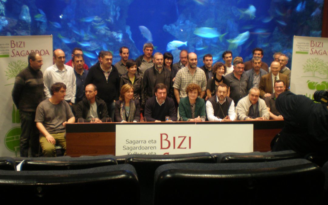 Turismo y sidra se unen en la nueva asociación «Bizi Sagardoa».