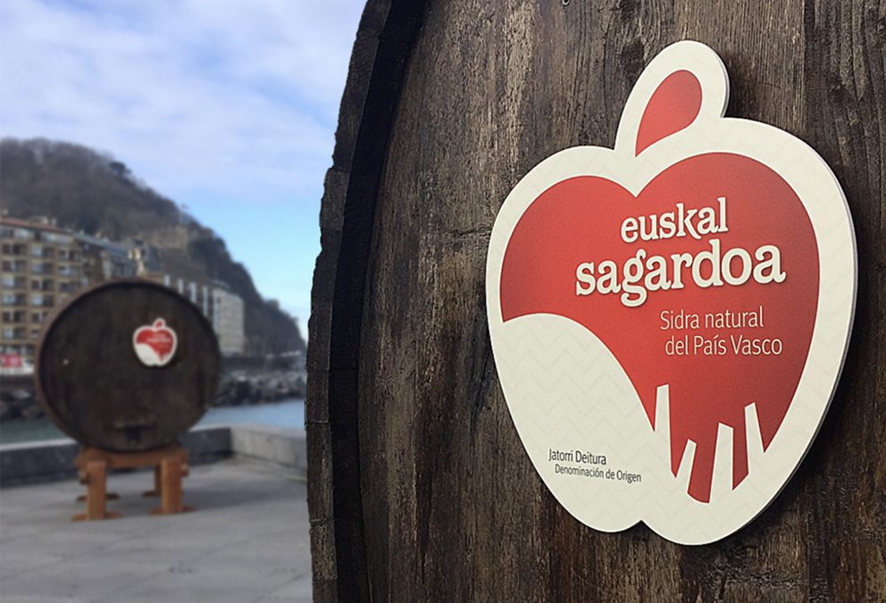 Sector e instituciones presentan la imagen de la Denominación de Origen Euskal Sagardoa / Sidra Natural del País Vasco